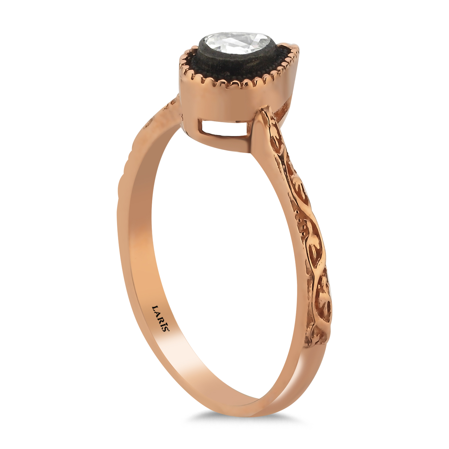 0,10 Karat Elmas Su Damlası Tektaş Yüzük - LP08993