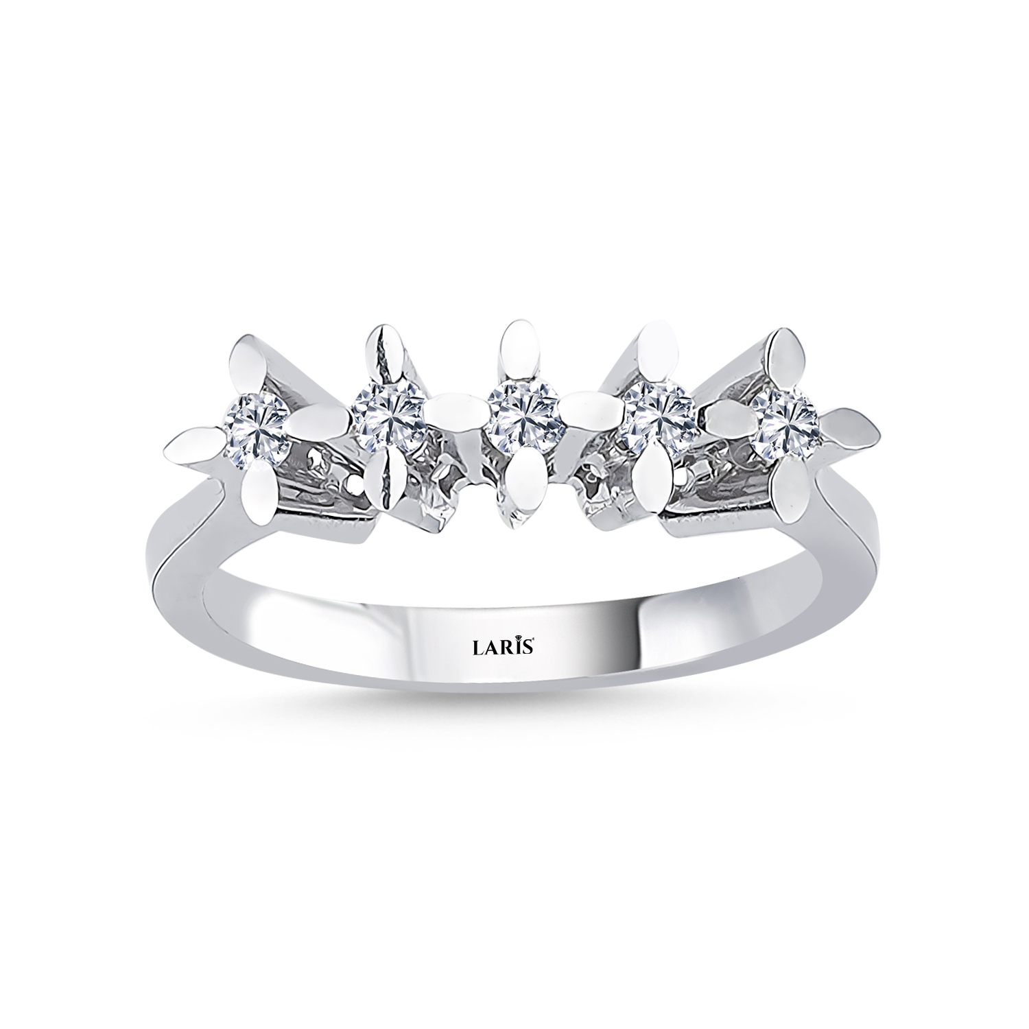 0,20 Karat Pırlanta Badem Tırnak Serene Beştaş Yüzük - LP00049