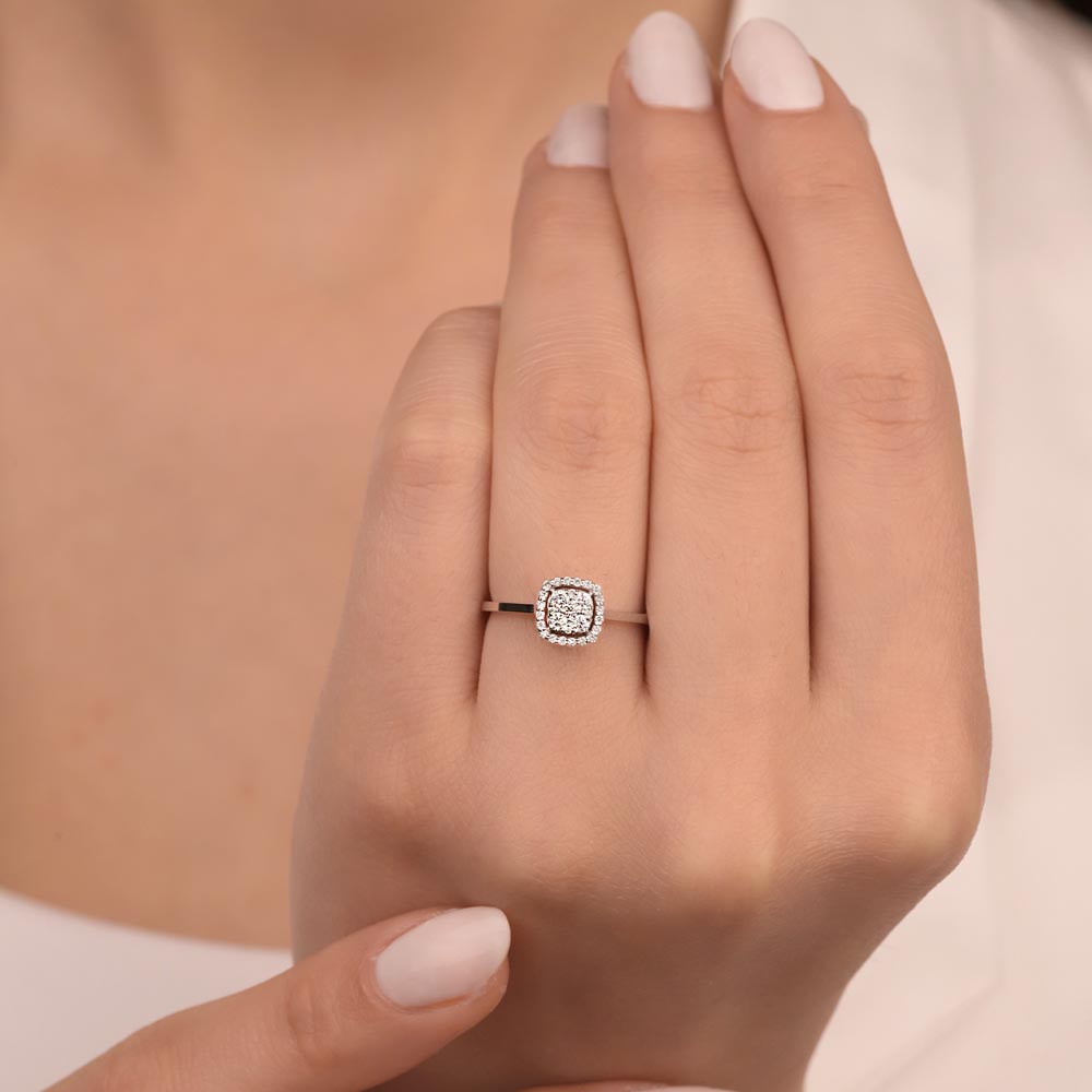 0.22 Karat Pırlanta Coronet Halo Yüzük - LP07885