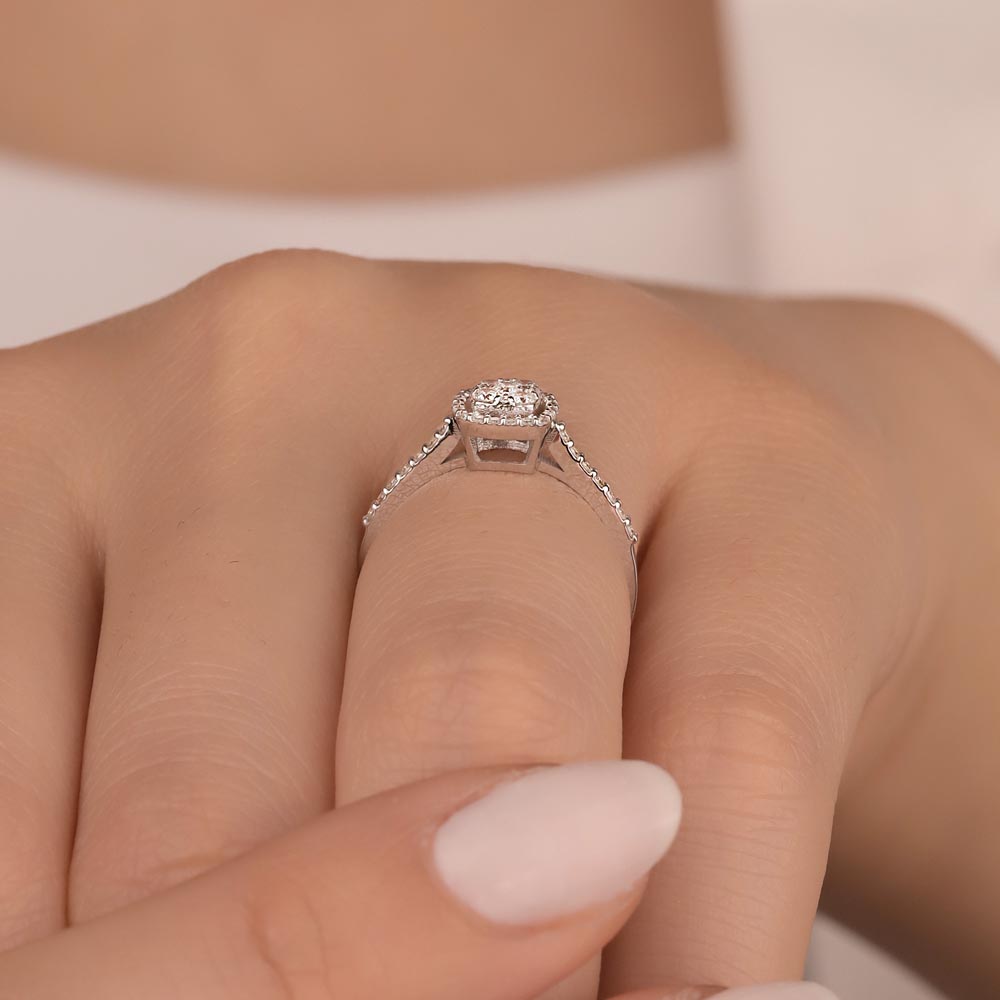 0.33 Karat Pırlanta Coronet Halo Yüzük - LP04829