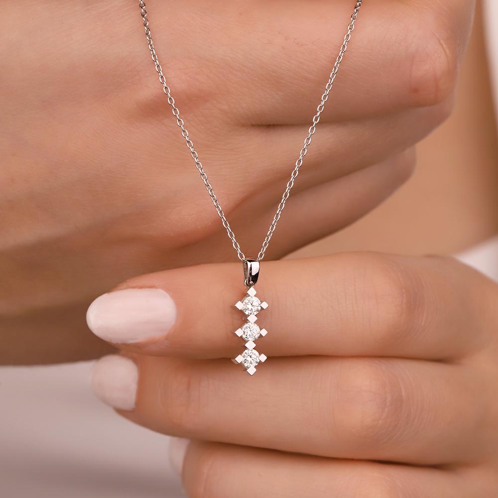 0,33 Karat Pırlanta Tria Kolye - LP11501