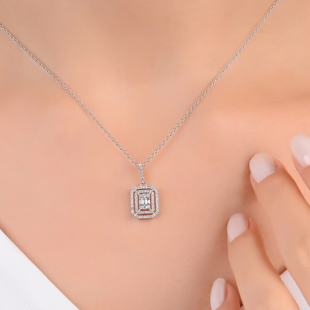 0,34 Karat Pırlanta Baget Kolye - LP01771