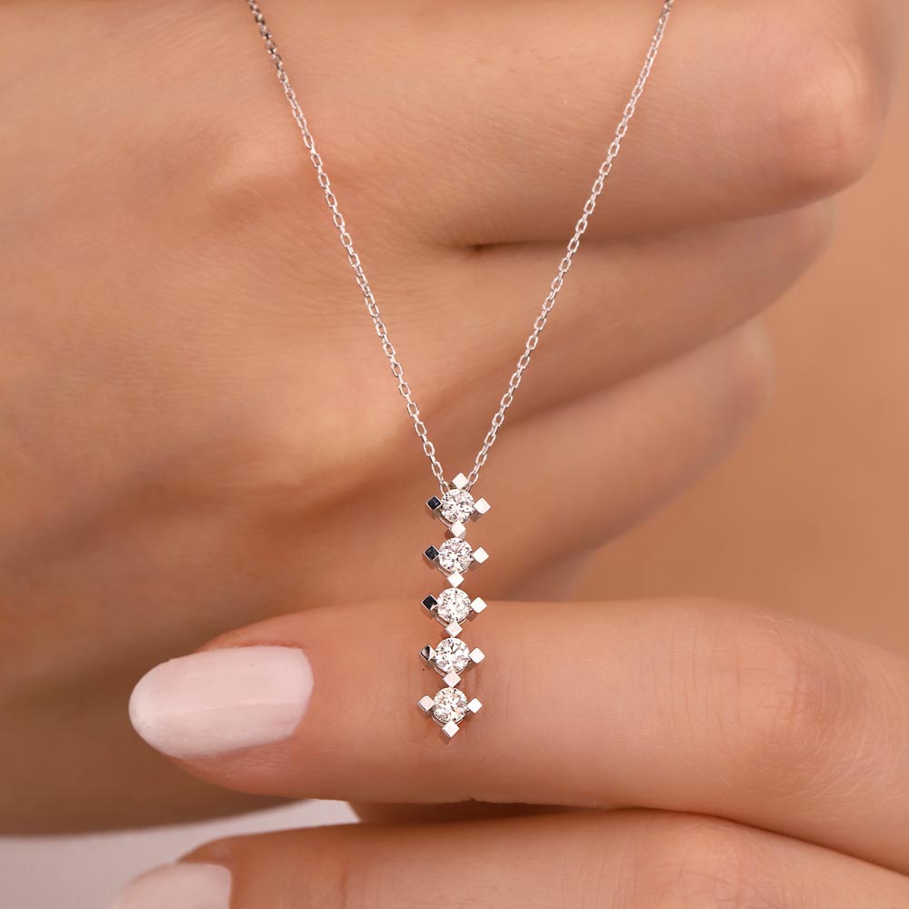 0,35 Karat Pırlanta Penta Beştaş Kolye - LP03708