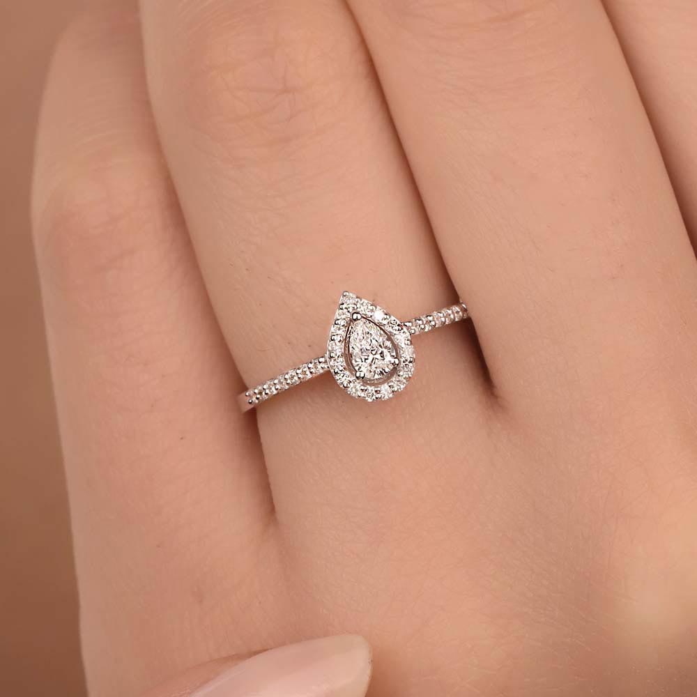 0.40 Karat Pırlanta Damla Halo Tektaş Yüzük - LP11958