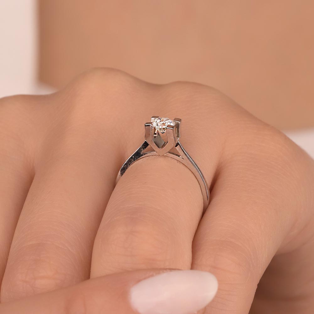 0.40 Karat Pırlanta Tektaş Yüzük - LP04848