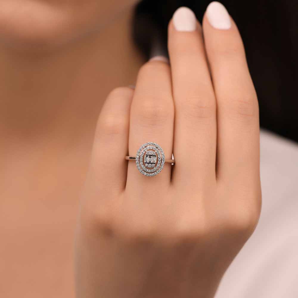 0,43 Karat Pırlanta Oval  Çift Sıra Halo Baget Yüzük - LP06043