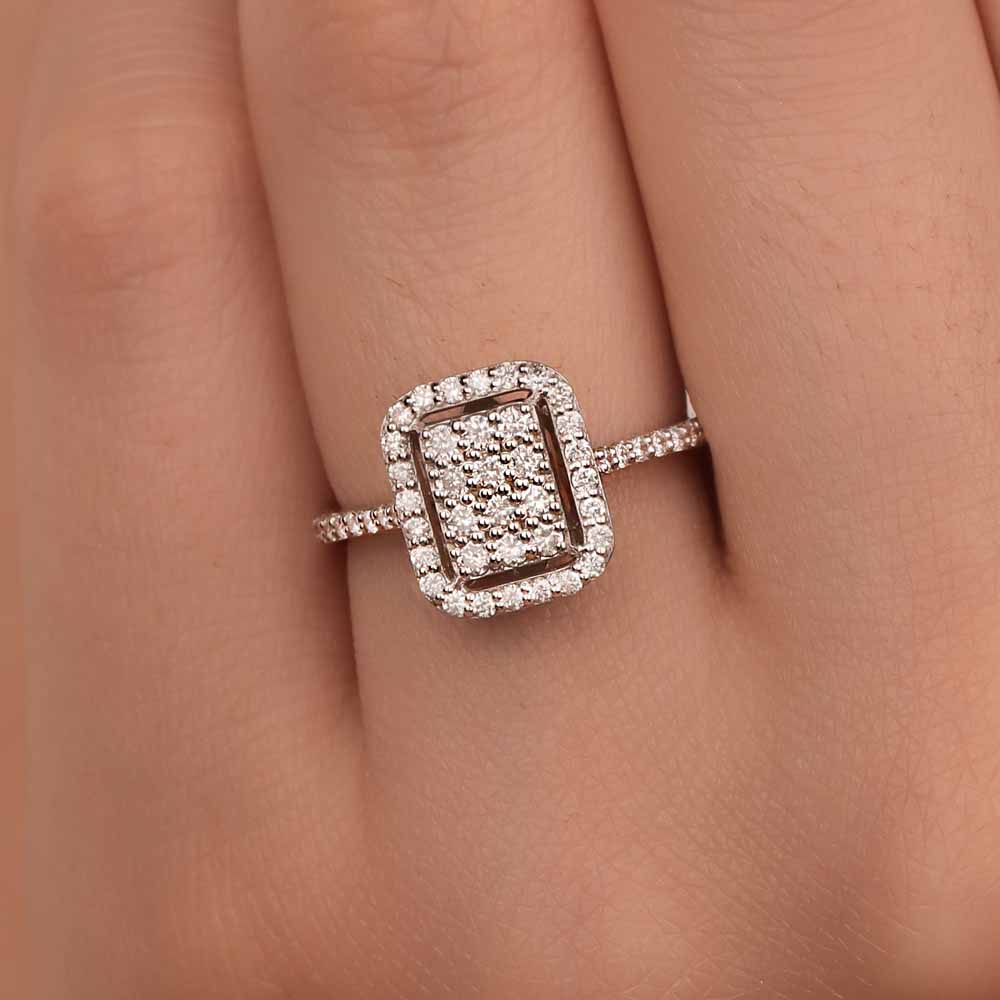 0,45 Karat Pırlanta Baget Görünümlü Coronet Yüzük - LP10568