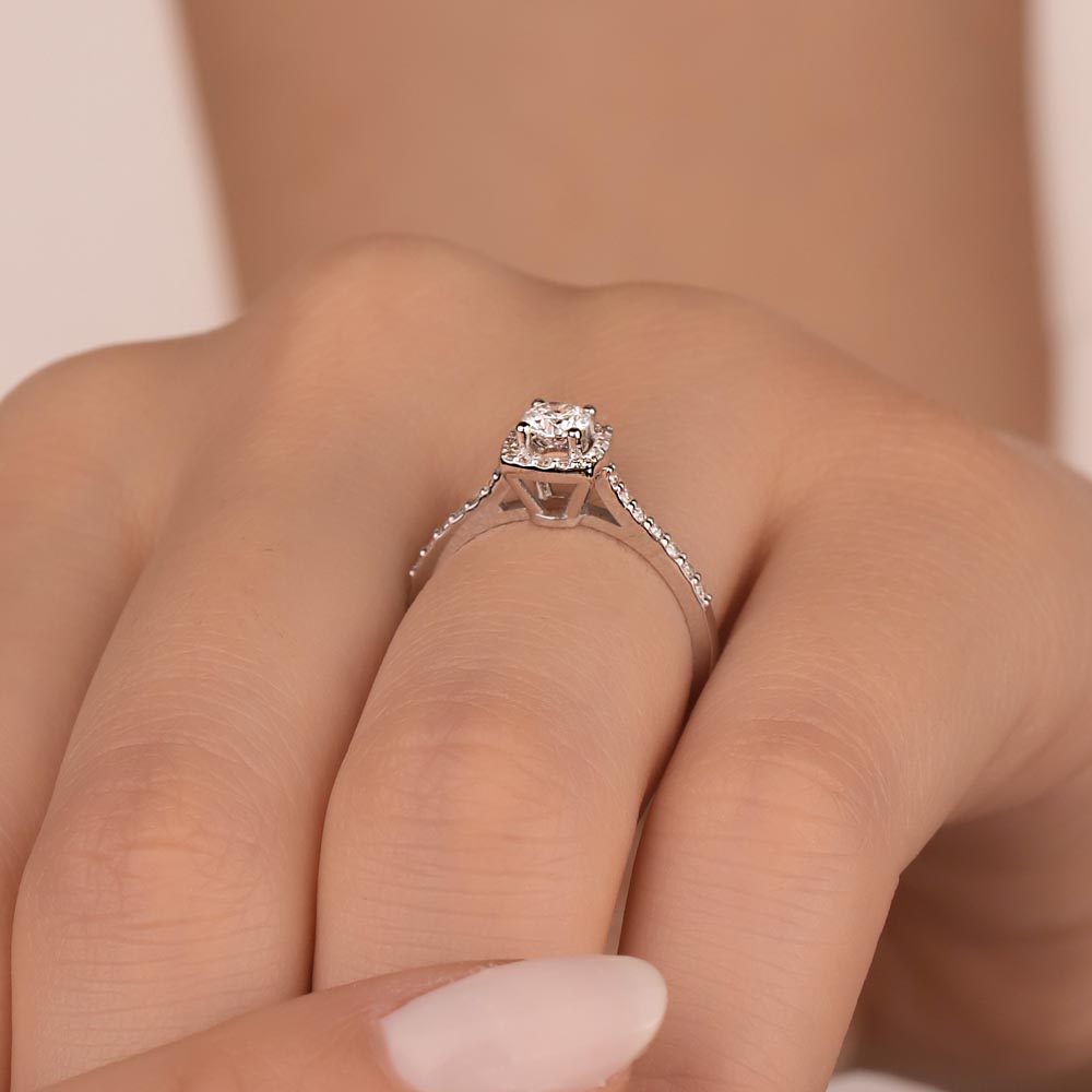 0.45 Karat Pırlanta Özel Tasarım Halo Tektaş Yüzük - LP04033