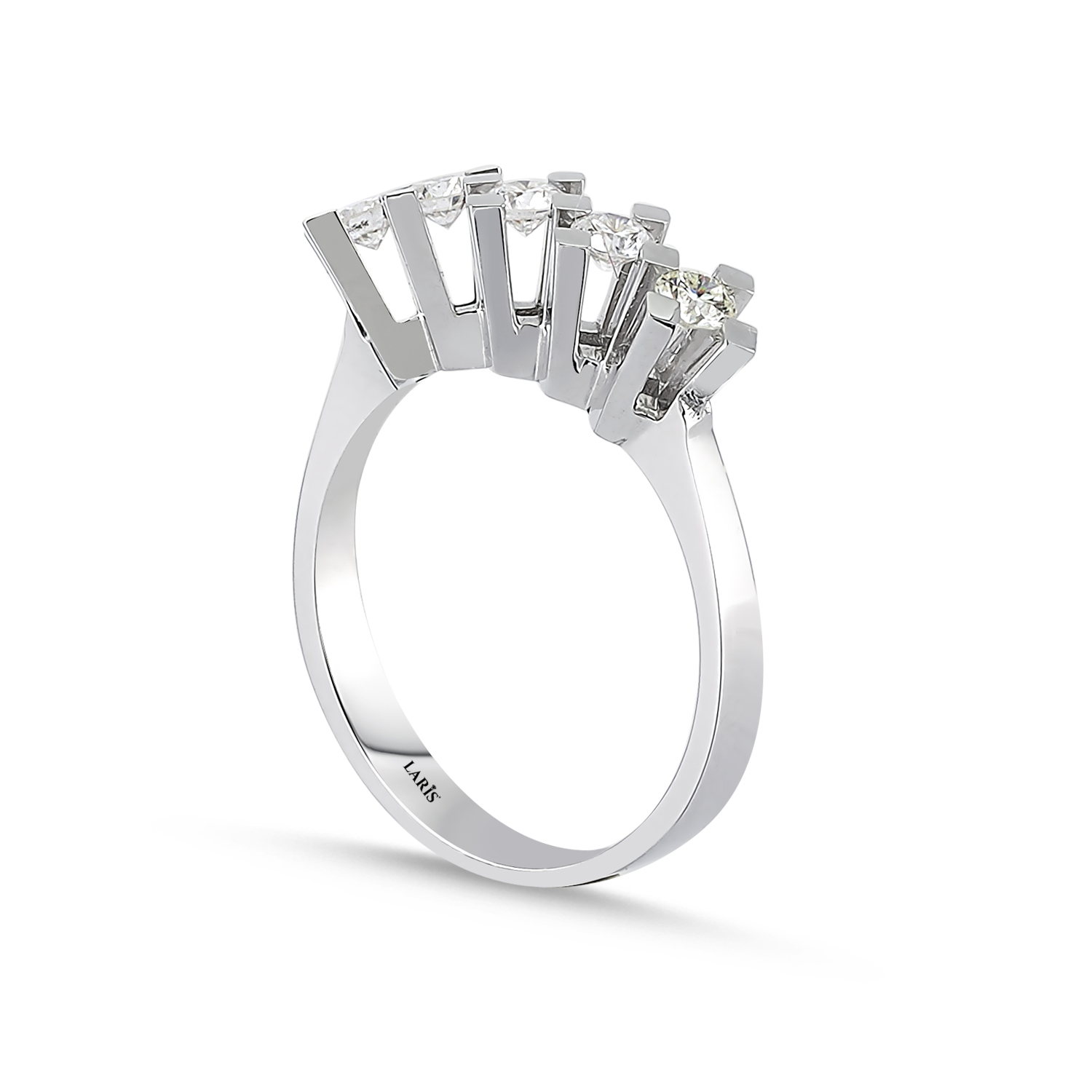 Beştaş Yüzükler 0.50 Karat Pırlanta Kare Tırnak Valiente Beştaş Yüzük