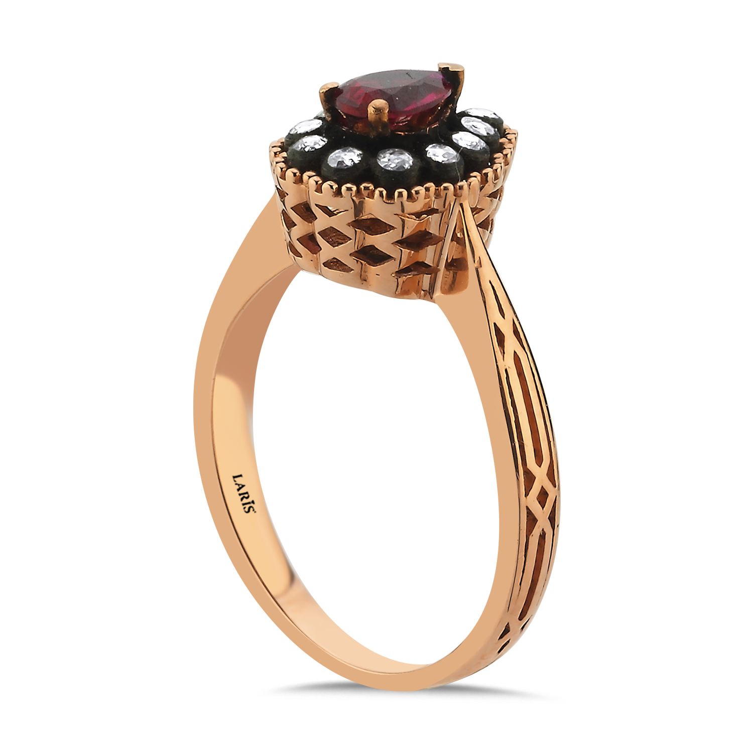 0,53 Karat Elmas Yakut Yüzük - LP09842