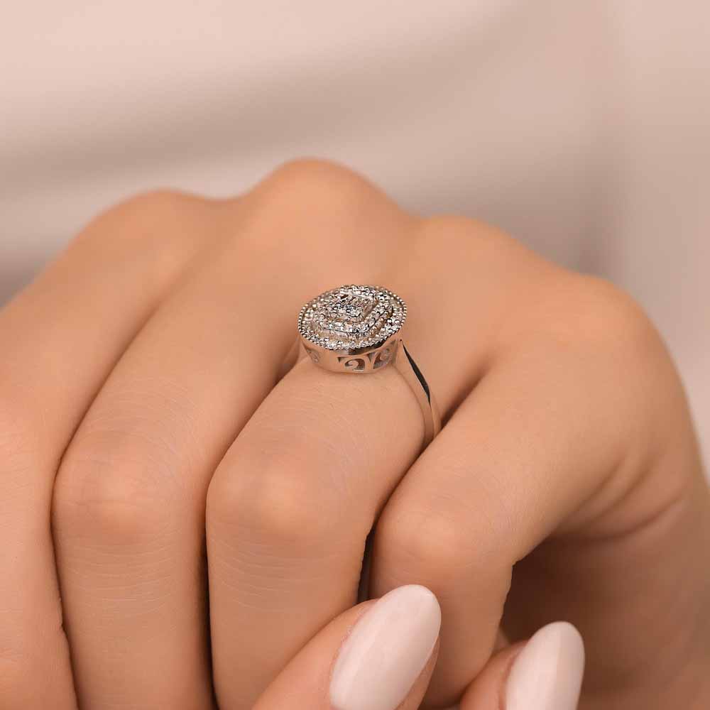 0,56 Karat Pırlanta Baget Yüzük - LP05859