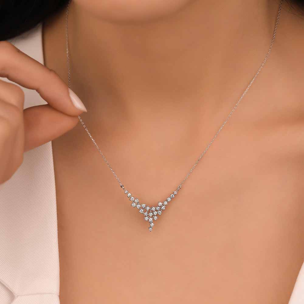 0.56 Karat Pırlanta Özel Tasarım Salkım Kolye - LP08040