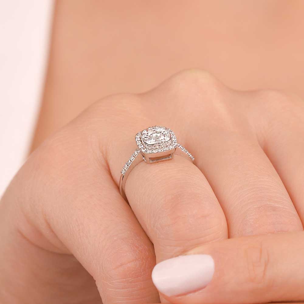 0,57 Karat Pırlanta Daisy Coronet Yüzük - LP09091