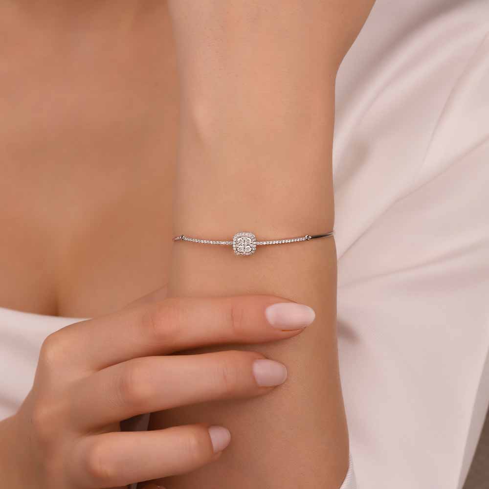 0,62 Karat Pırlanta Daisy Coronet Kelepçe Bileklik - LP09586