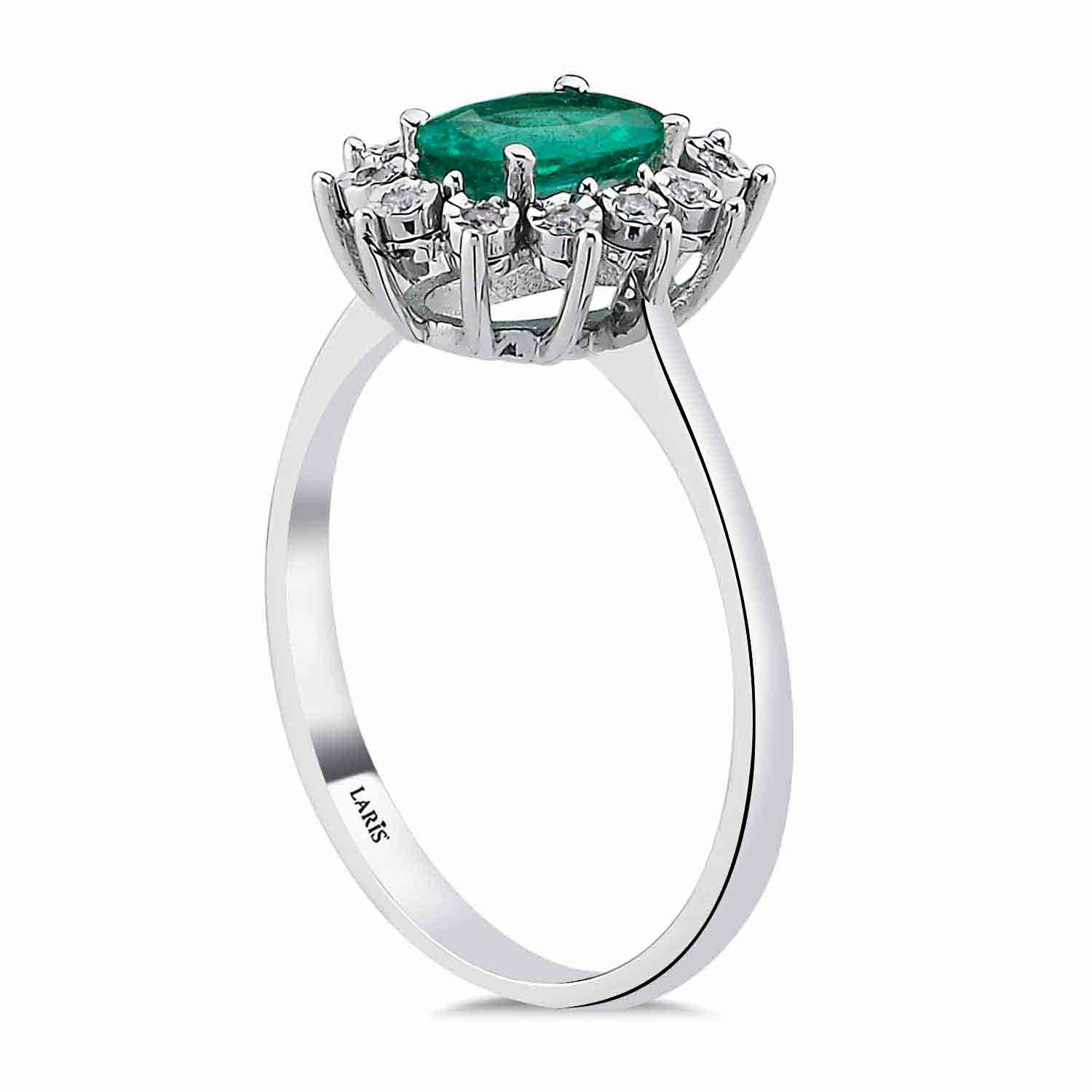 0,62 Karat Pırlanta Oval Jasmine Zümrüt Yüzük - LP01181