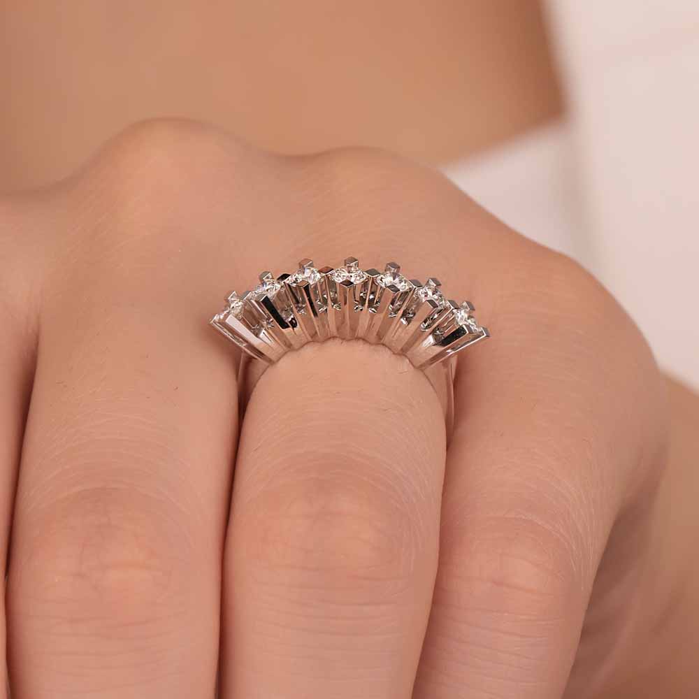 0,67 Karat Pırlanta Yedi Taş Yüzük - LP05383