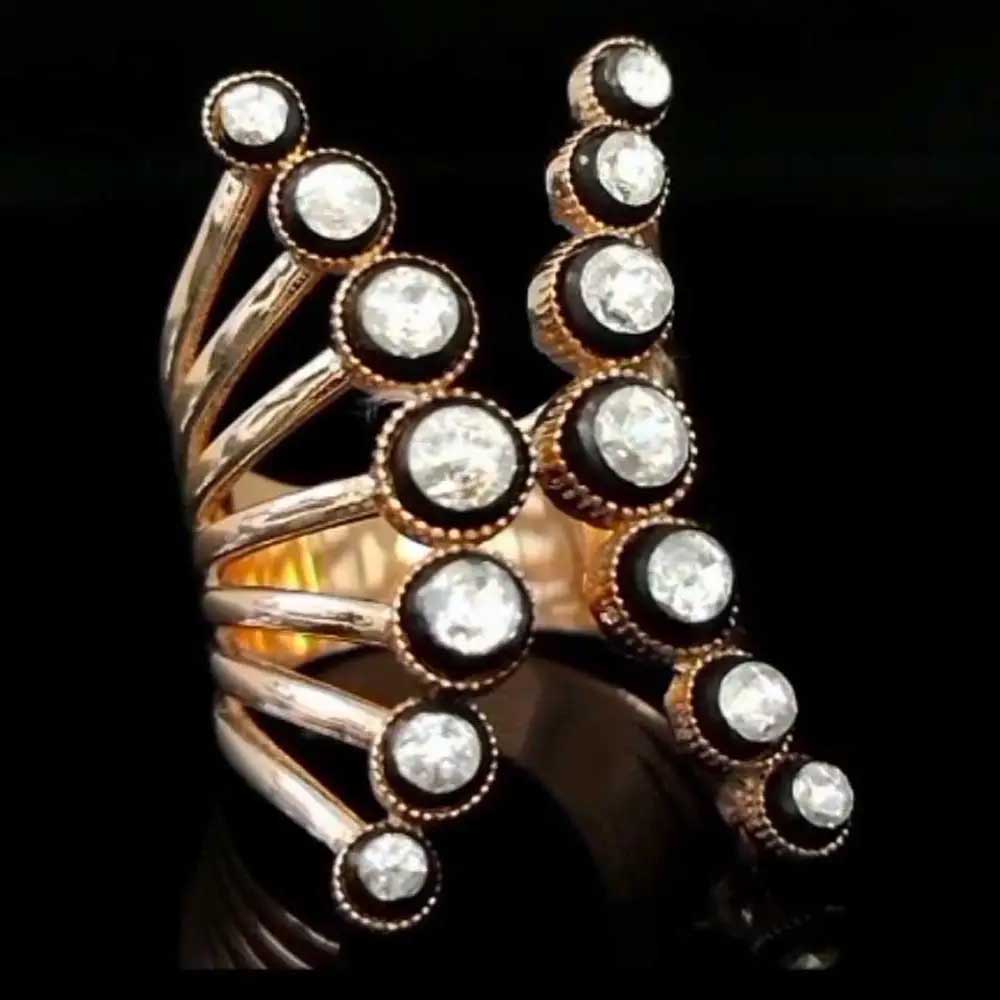 0,70 Karat Elmas Kaburga Yüzük - LP01753