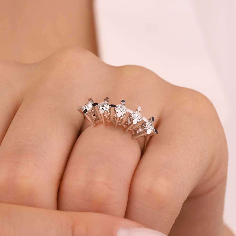 0,70 Karat Pırlanta Badem Tırnak Beştaş Yüzük - LP01006