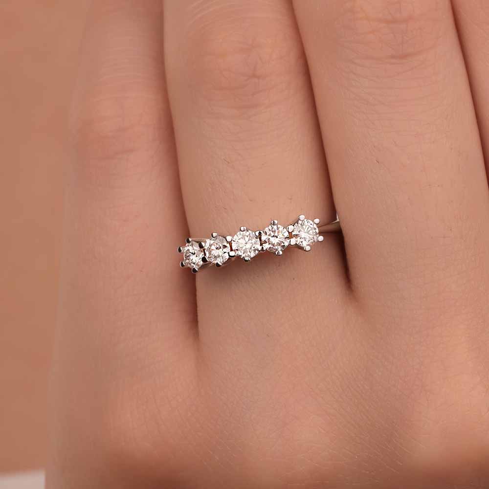 0,70 Karat Pırlanta Beştaş Yüzük - LP05380