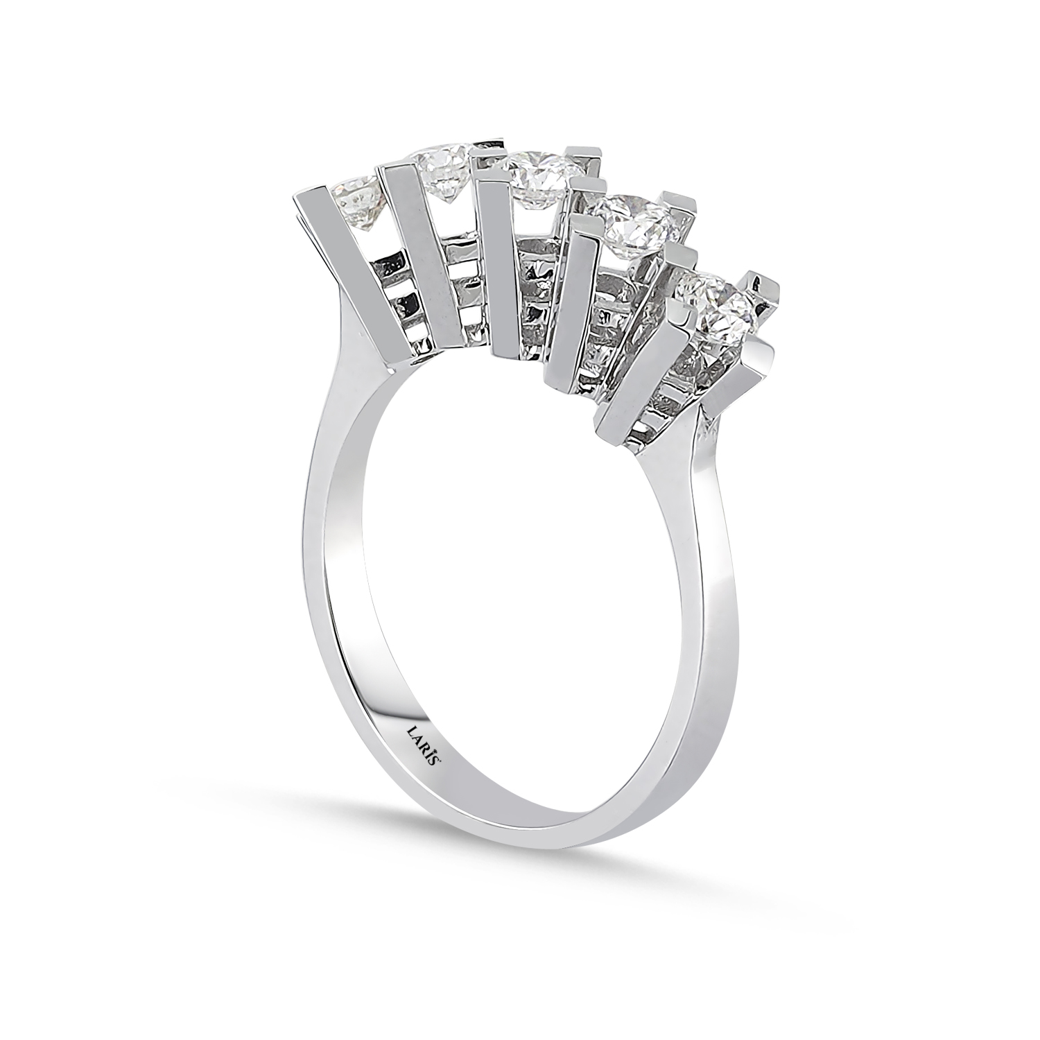 0,70 Karat Pırlanta Kare Tırnak Beştaş Yüzük - LP00132