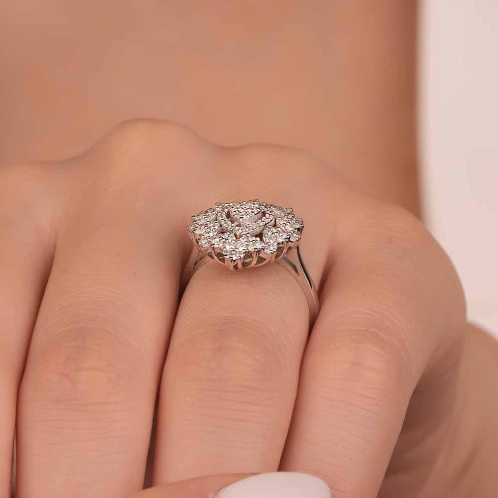 0,72 Karat Pırlanta Snowflake Damla Coronet Yüzük - LP05289