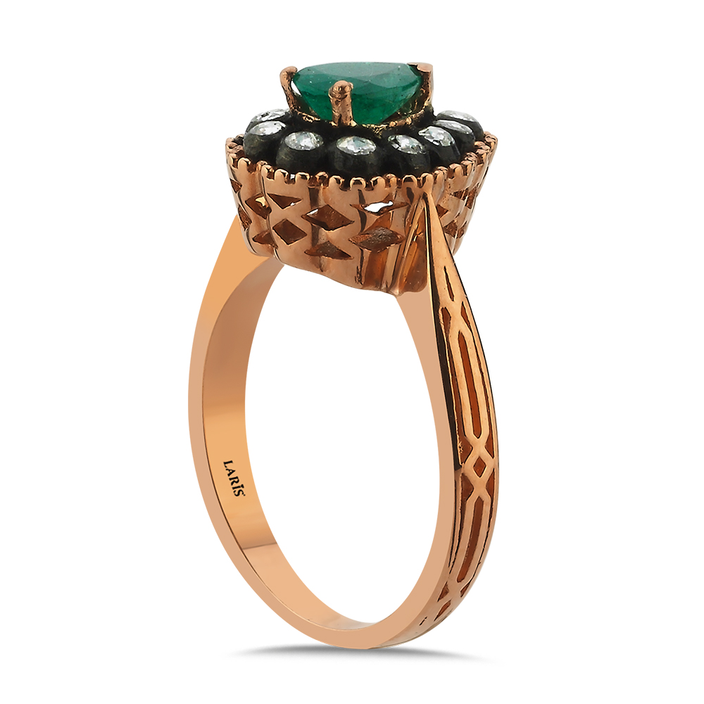 0,74 Karat Elmas Zümrüt Yüzük - LP07045