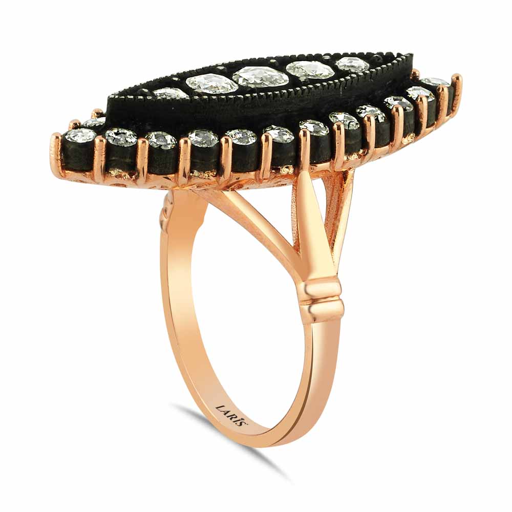 0,83 Karat Elmas Mekik Yüzük - LP02902