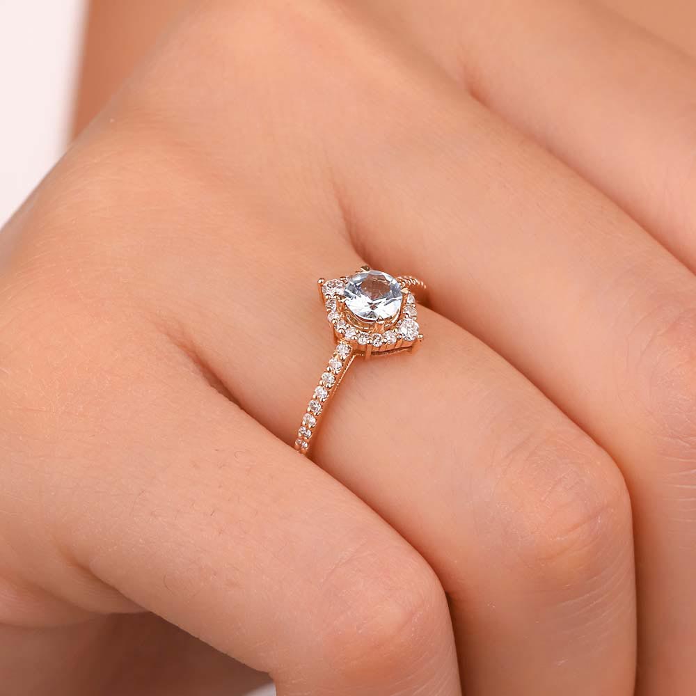 0,92 Karat Pırlanta Vintage Sky Blue Topaz Yüzük - LP04711
