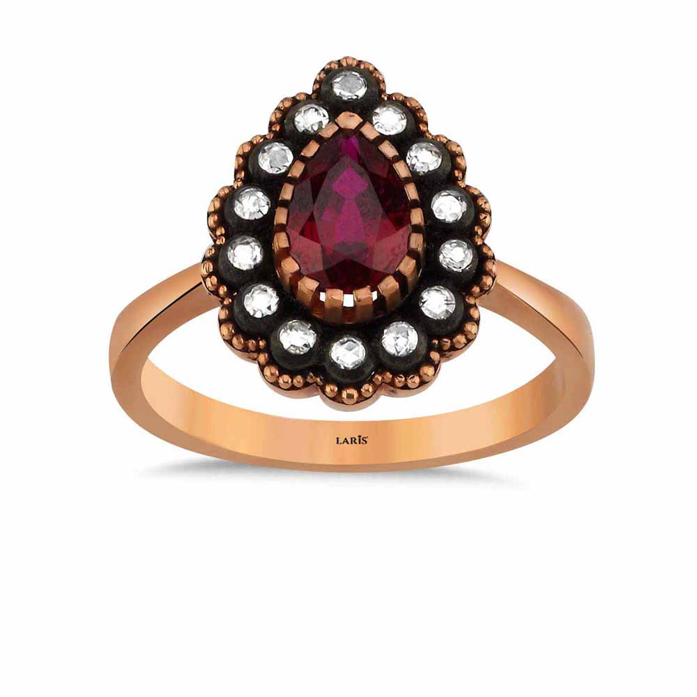 1,05 Karat Elmas Damla Yakut Yüzük - LP04156