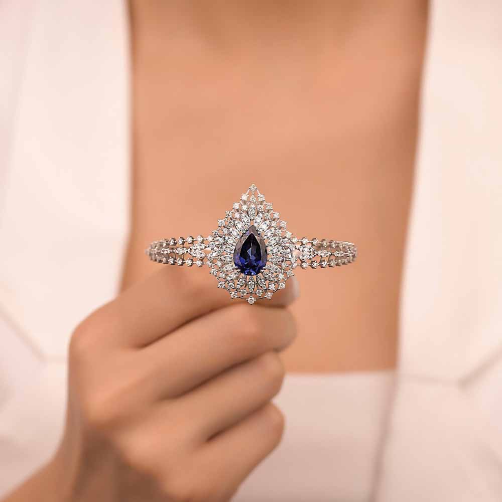 11,33 Karat Pırlanta Özel Tasarım Damla Safir Kelepçe Bileklik - LP05579