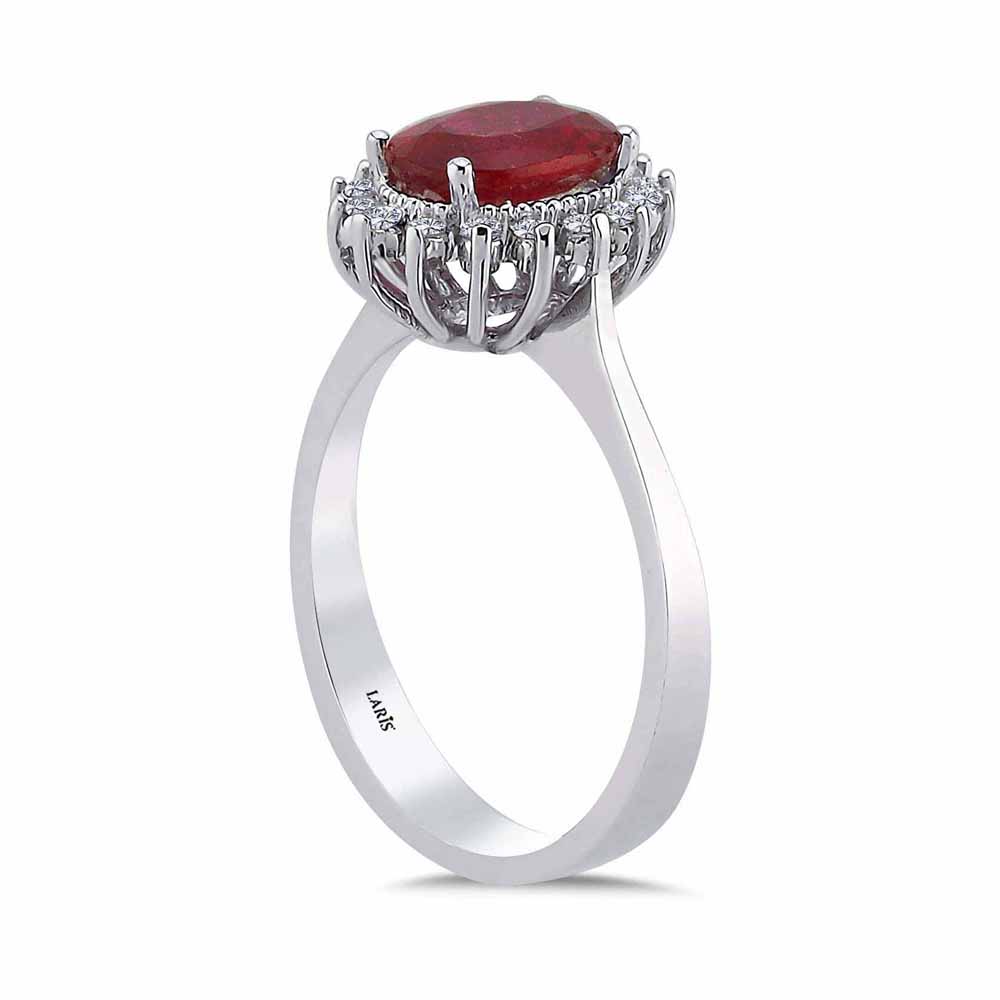 1,55 Karat Pırlanta Oval Kesim Stern Yakut Yüzük - LP01065