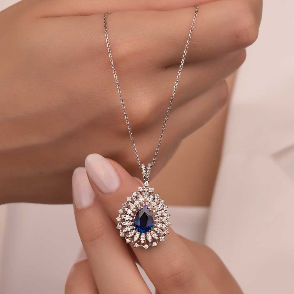 3,39 Karat Pırlanta Damla Safir Kolye - LP10428