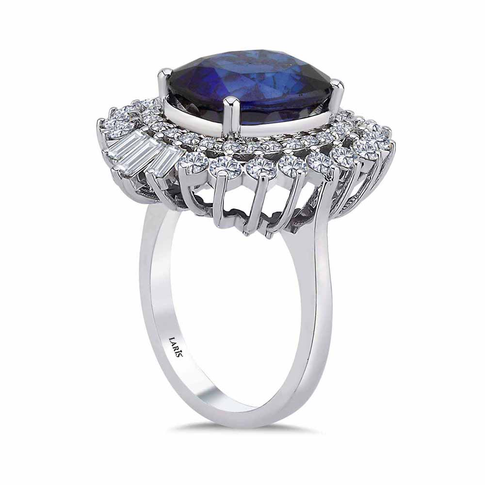 8,60 Karat Pırlanta Cushion Kesim Mega Safir Yüzük - LP08138